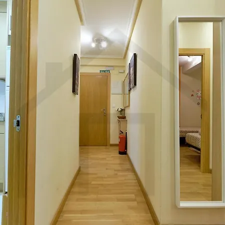 Precioso Apartamento En Primera Linea De Playa, Cerca Del Centro De La Ciudad Lägenhet *