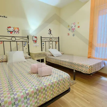 Precioso Apartamento En Primera Linea De Playa, Cerca Del Centro De La Ciudad * Gijón