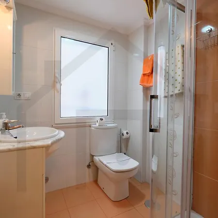 Precioso Apartamento En Primera Linea De Playa, Cerca Del Centro De La Ciudad Apartmán