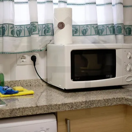 Precioso Apartamento En Primera Linea De Playa, Cerca Del Centro De La Ciudad Apartmán Gijón