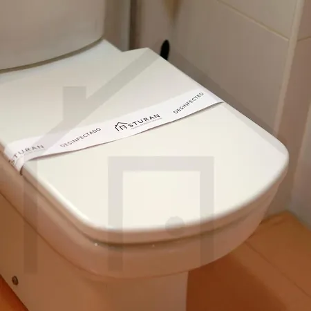 Precioso Apartamento En Primera Linea De Playa, Cerca Del Centro De La Ciudad * Gijon