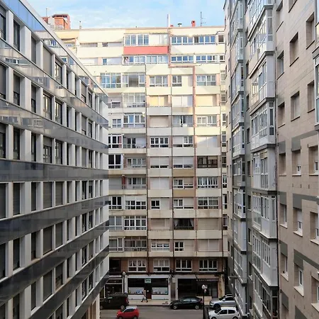 Precioso Apartamento En Primera Linea De Playa, Cerca Del Centro De La Ciudad Gijon